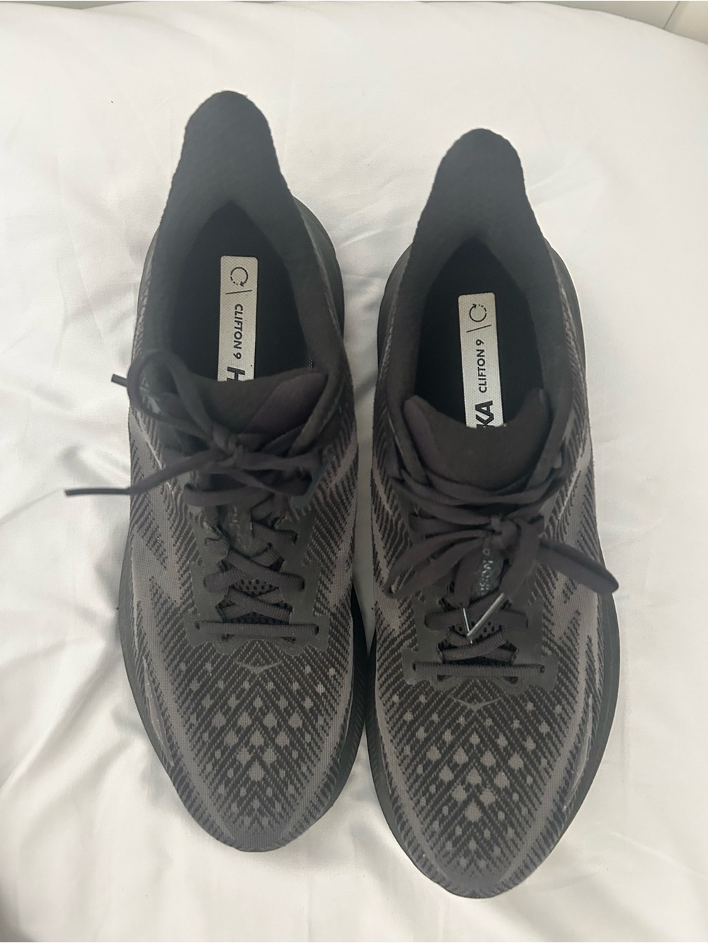 Hoka Clifton 9 Men's Running Shoes - Charcoal Black - Picture 4 of 4